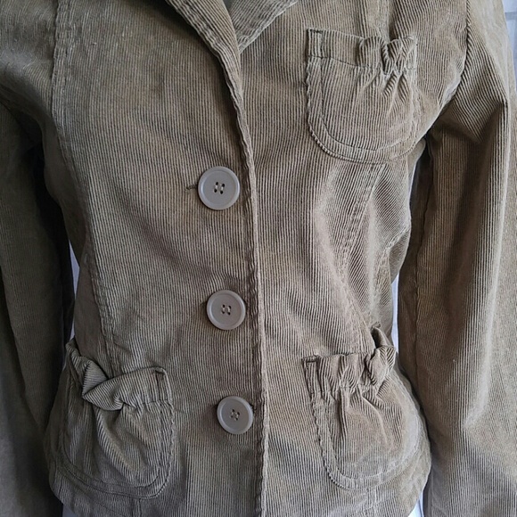 Blazer - Picture 3 of 8